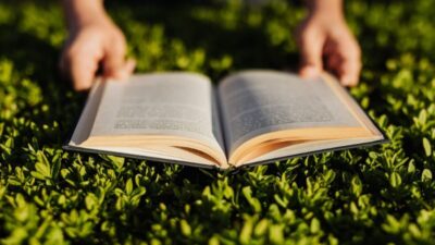 10 Life-Changing Marketing Books That Will Transform Your Business (and Your Mind) Image